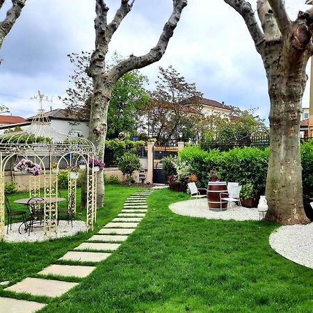 Ristorante Albergo Corona 诺维里加雷 外观 照片