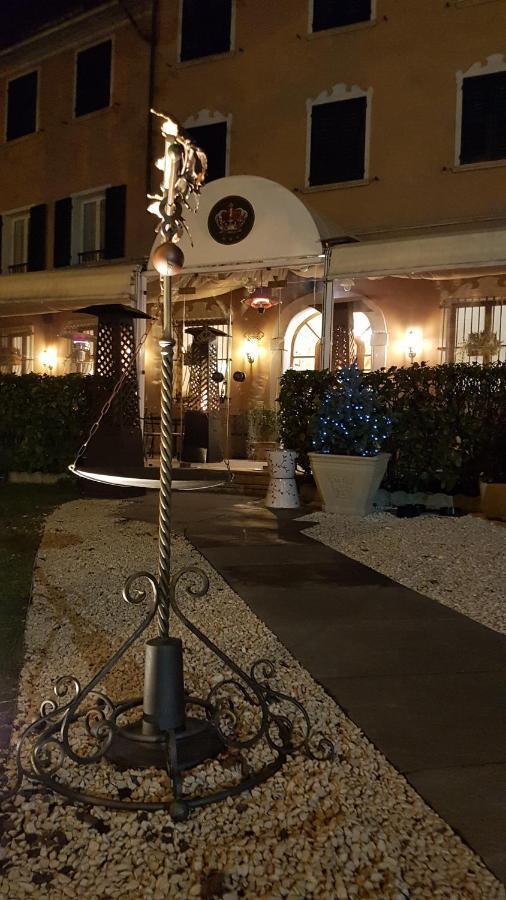 Ristorante Albergo Corona 诺维里加雷 外观 照片