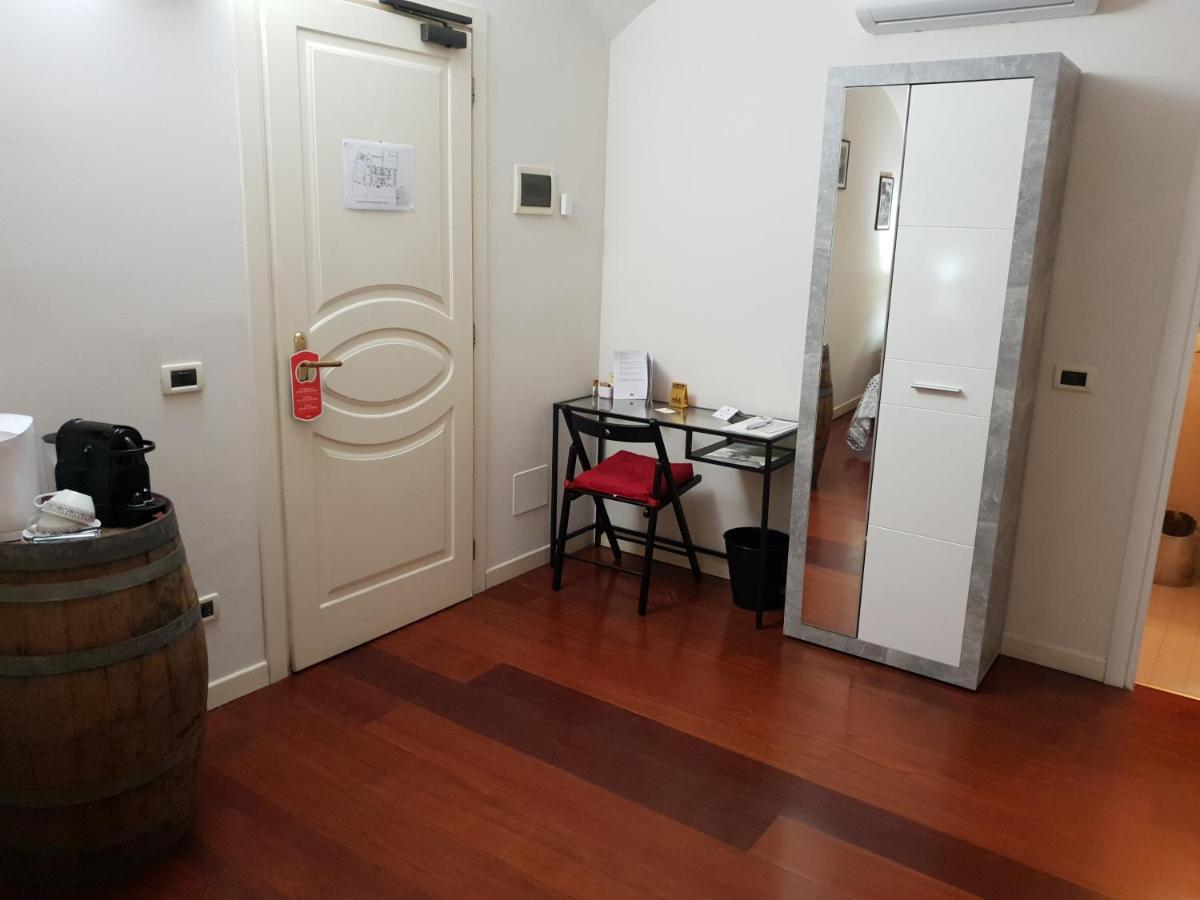 Ristorante Albergo Corona 诺维里加雷 外观 照片
